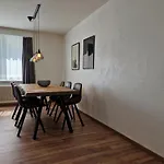 Flora - Sunflower Appartement
