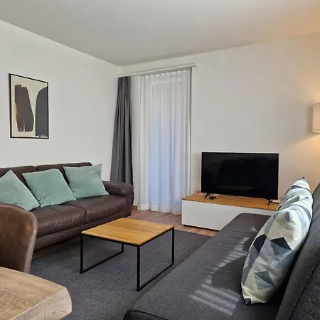 Flora - Sunflower Apartament *